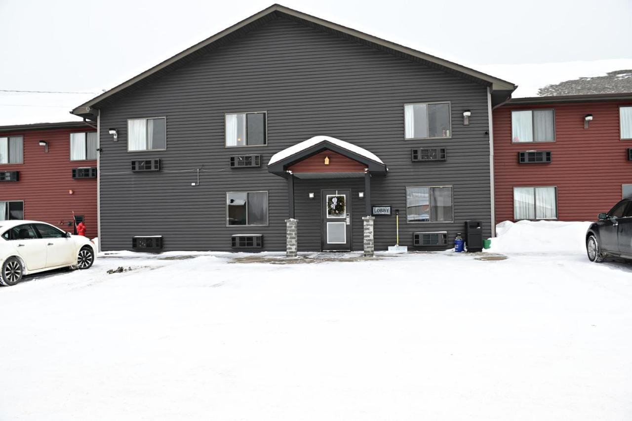 Hibbing Inn And Suites מראה חיצוני תמונה